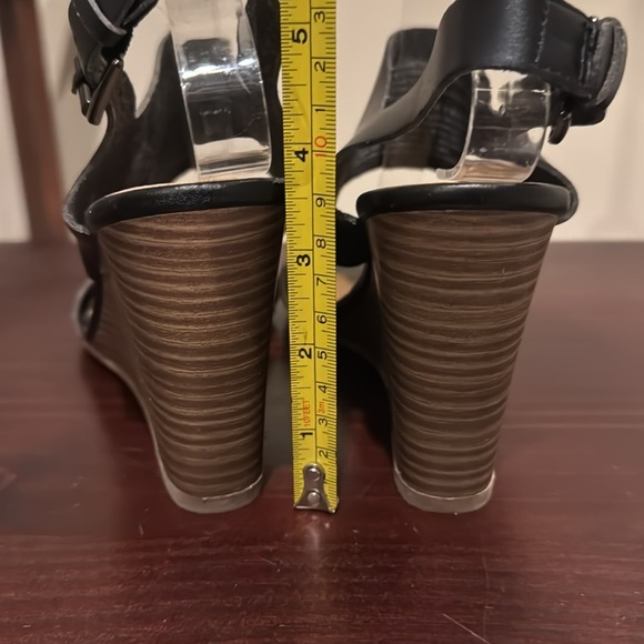 Old Navy black wide strap high wedge heel sandals, size 7 - Picture 7 of 12